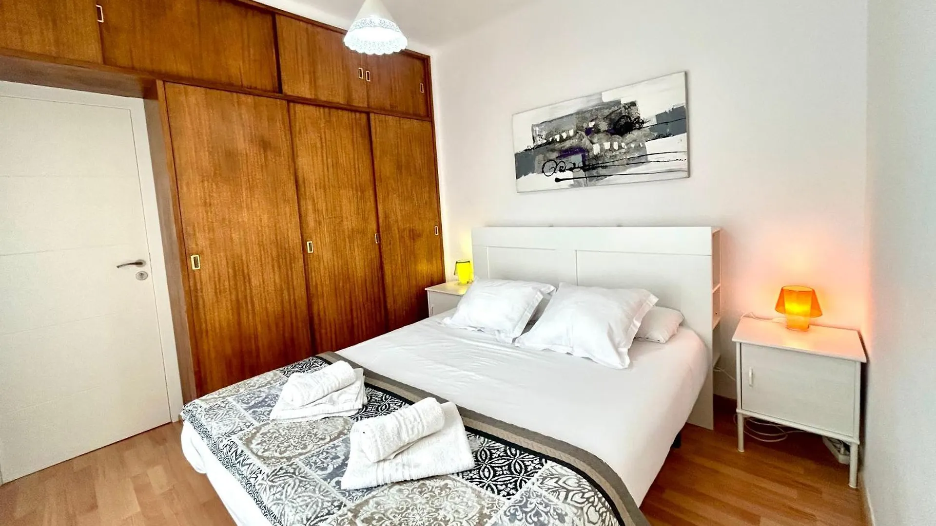 Apartment Carrer D\'Olesa contacts